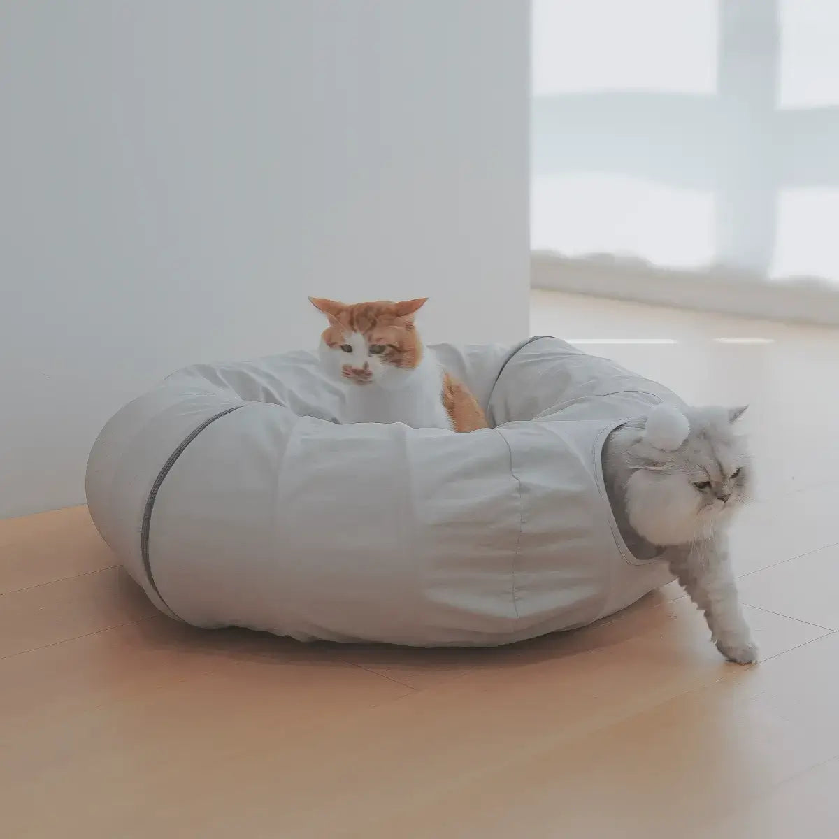 Convertible Cat Tunnel Bed with Optional Cooling Mat, Gray Donut Cat Play Tunnel