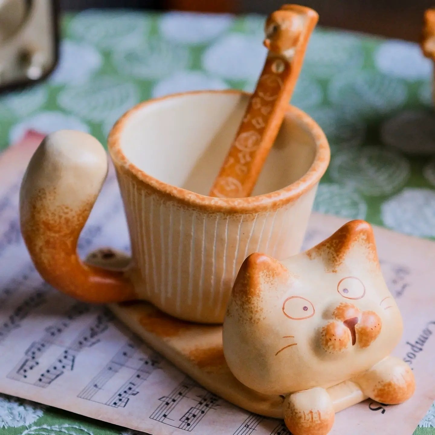 Cat Tray Ceramic Mug Set — Mug + Cat Saucer