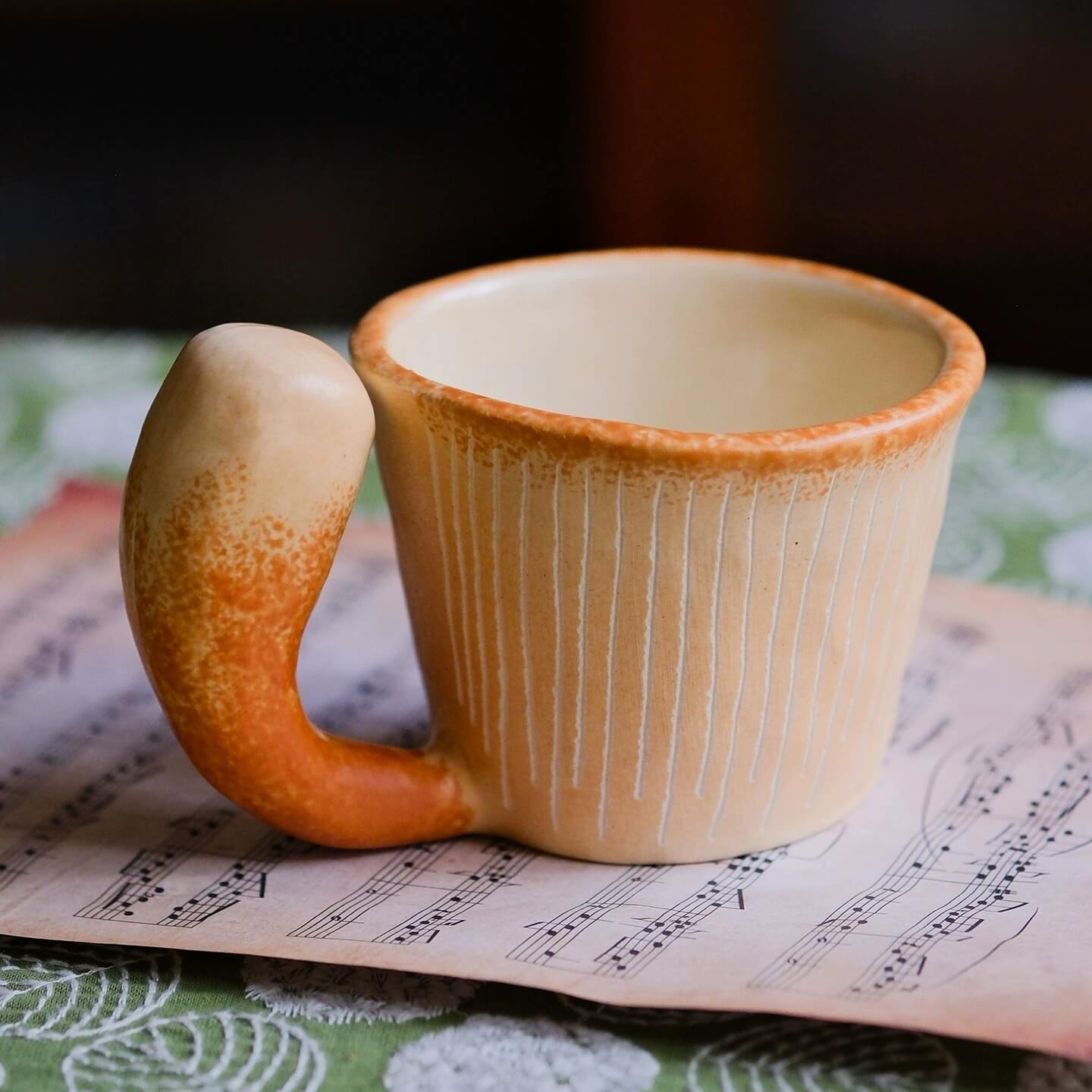 Cat Tray Ceramic Mug Set — Mug + Cat Saucer
