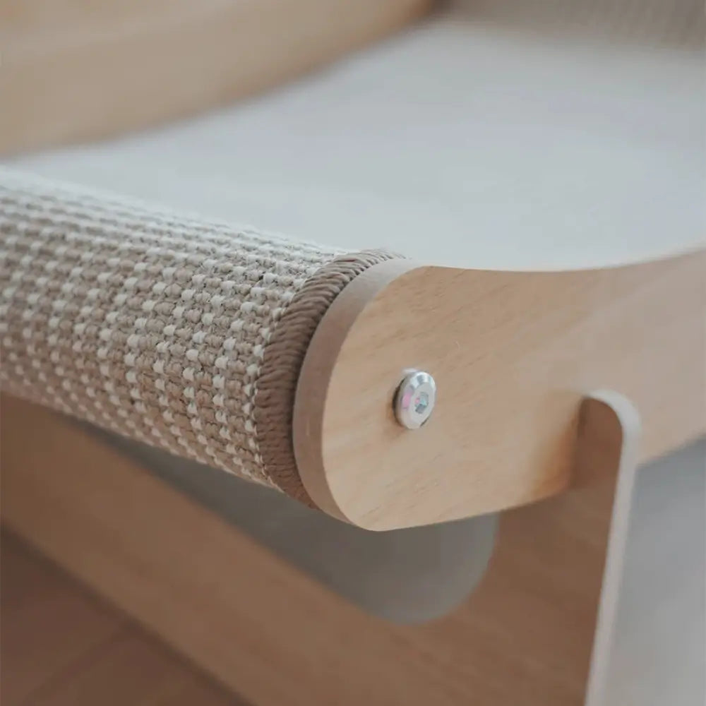 Sisal Cat Scratcher Lounger Bed, Curved Cat Resting Bed with Wood Frame